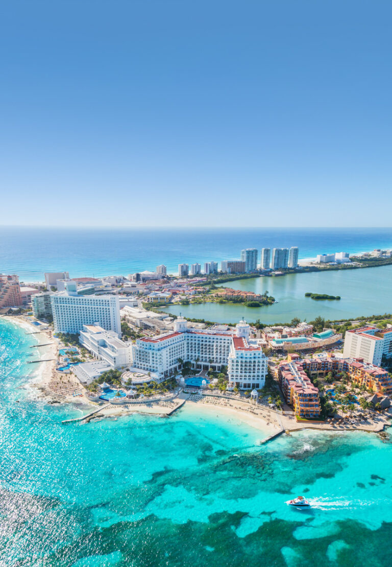 The Top 4 Dirt-Cheap Eats in Cancun You Need to Try